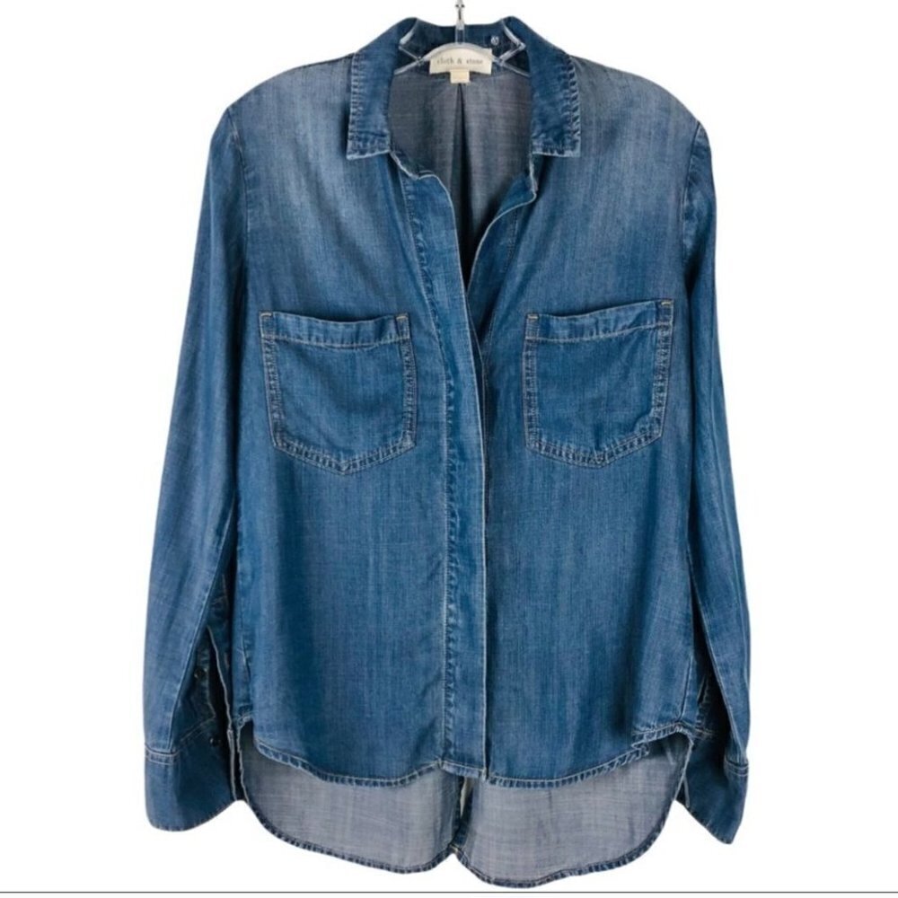 Anthropologie Cloth & Stone Chambray Split Back High Low Blouse Size XS